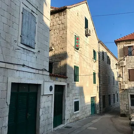 Scala Apartment Split